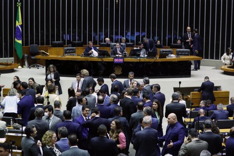 Imagem de capa da notícia